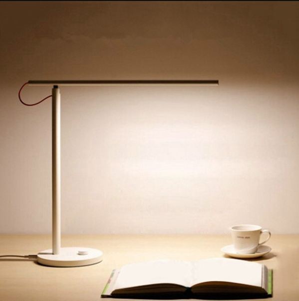 Lampara de Escritorio Xiaomi Mi Led Lamp Desk 1S MJTD01YL