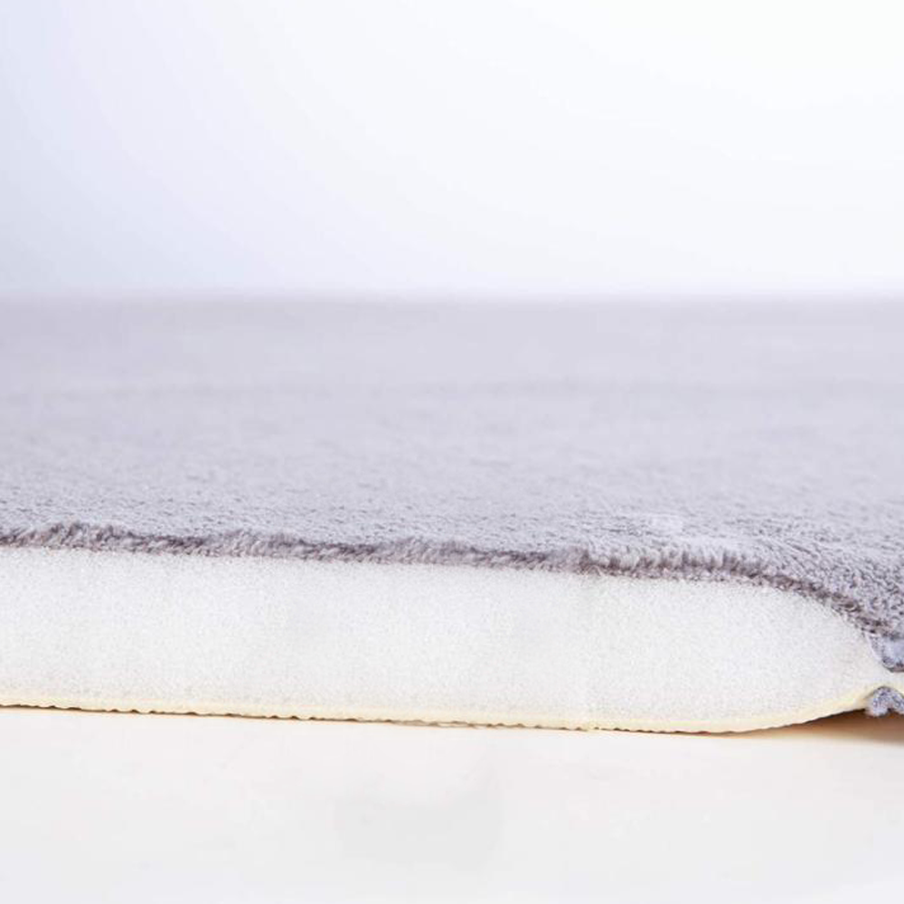 Alfombra para Baño 40X60cm + Parlante Bluetooth BTS-06